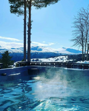 Countryside Cabin With Jacuzzi Near Stryn